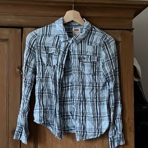 Levi’s button up shirt